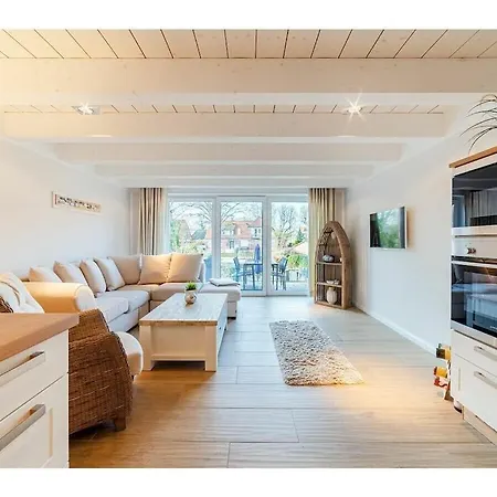 With 2 Bedrooms * غريتسيل