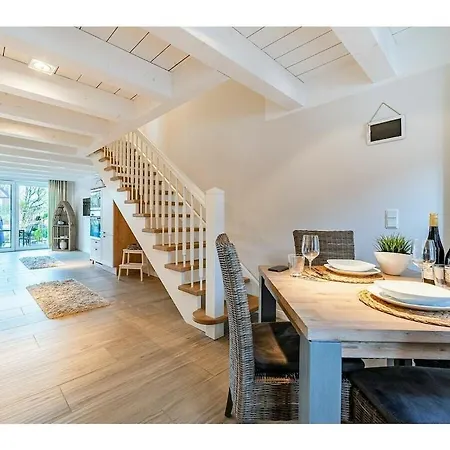 With 2 Bedrooms